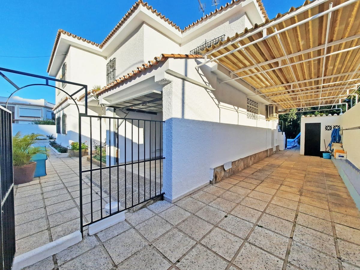 5 quarto Moradia para venda em Benalmadena - 1 049 000 € (Ref: 9364002)
