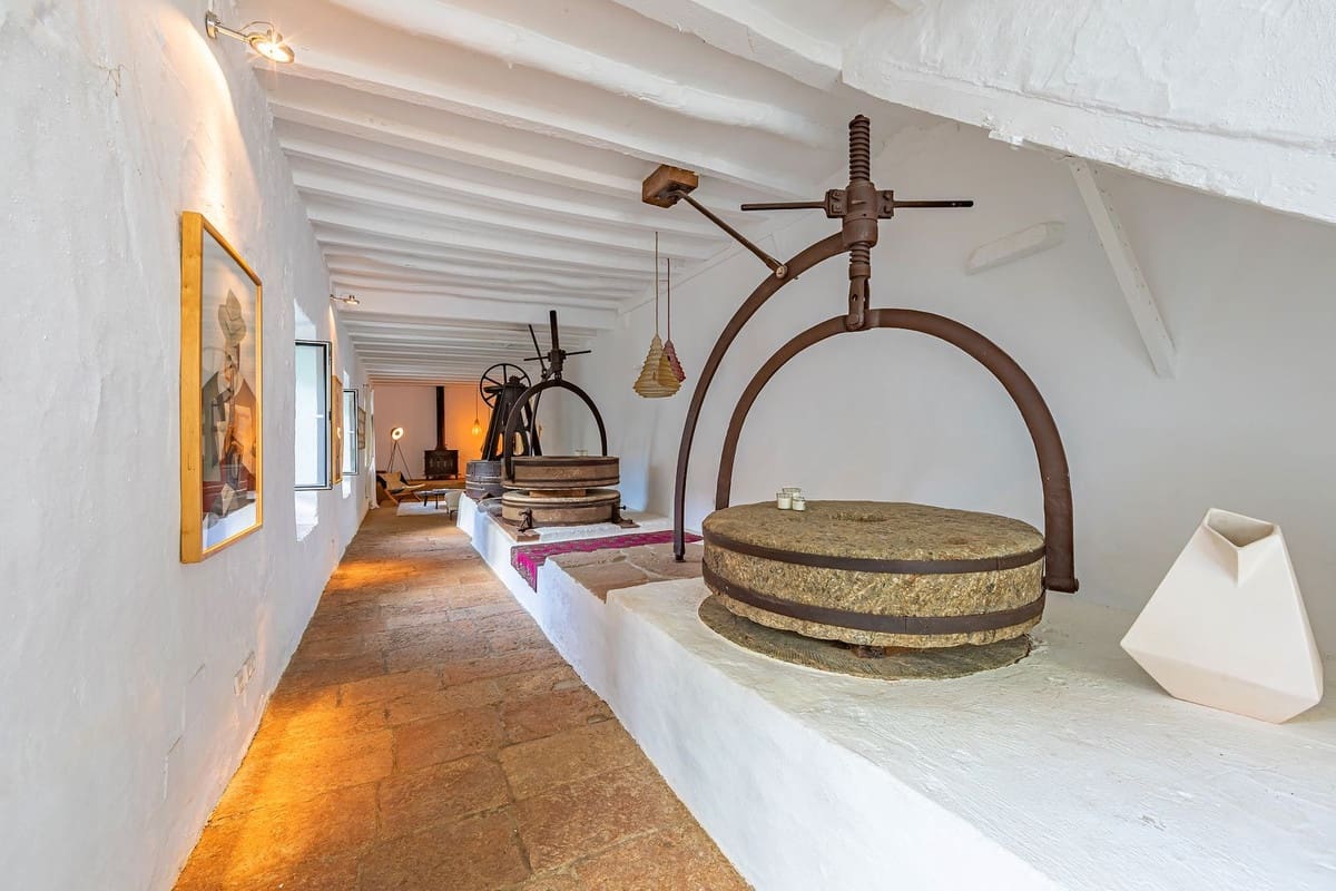 4 slaapkamer Finca/Landhuis te koop in Coin - € 990.000 (Ref: 9364004)