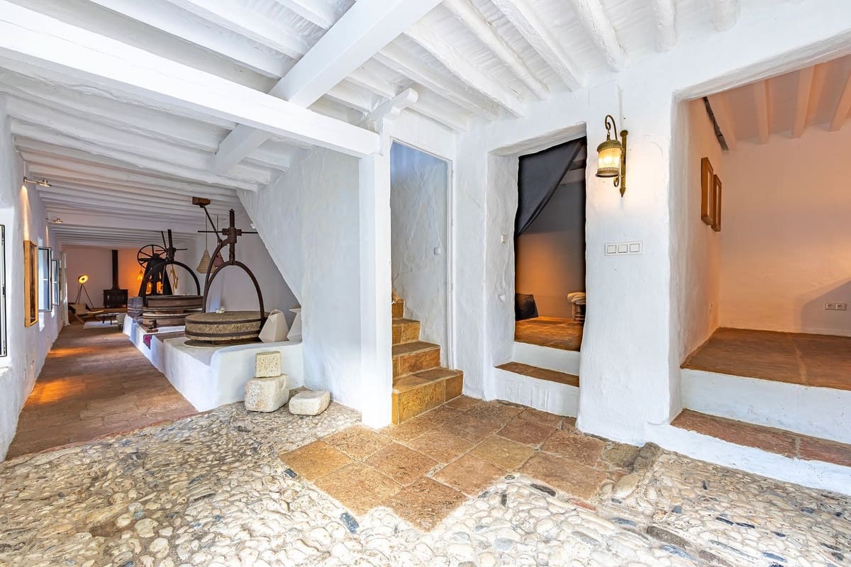 4 slaapkamer Finca/Landhuis te koop in Coin - € 990.000 (Ref: 9364004)