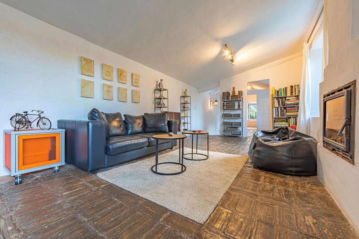 4 slaapkamer Finca/Landhuis te koop in Coin - € 990.000 (Ref: 9364004)