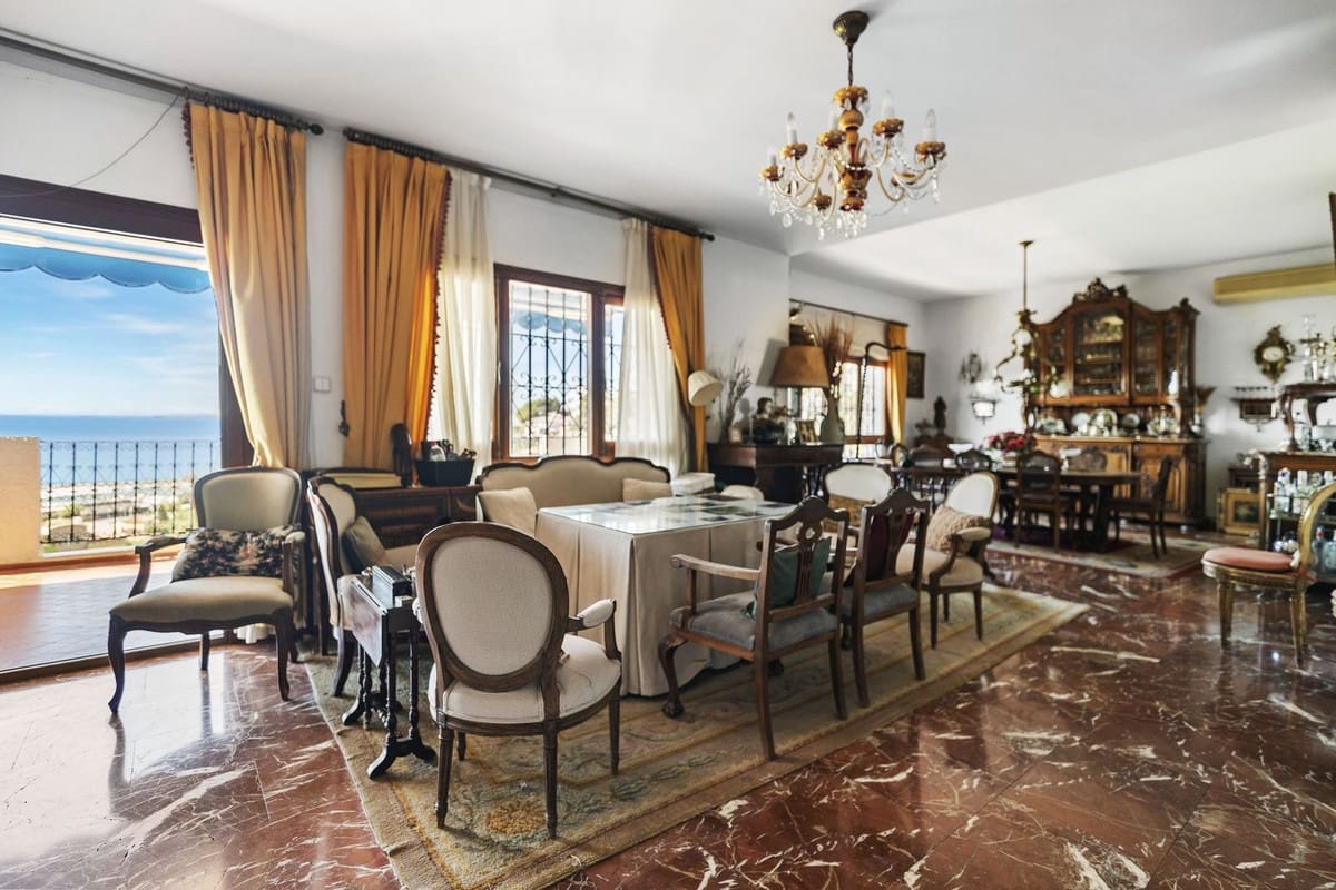 8 sovrum Villa till salu i Malaga stad - 1 650 000 € (Ref: 9364006)