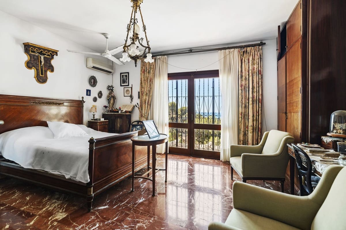 8 sovrum Villa till salu i Malaga stad - 1 650 000 € (Ref: 9364006)