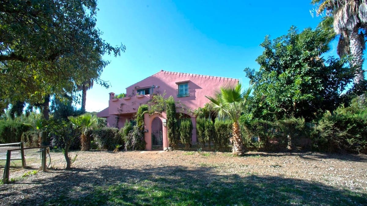 3 soverom Finca/Herregård til salgs i Estepona - € 875 000 (Ref: 9364008)