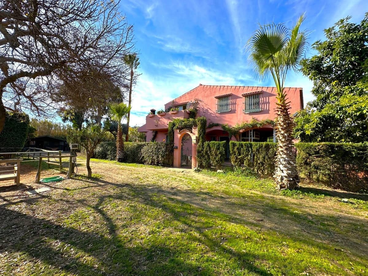 3 soverom Finca/Herregård til salgs i Estepona - € 875 000 (Ref: 9364008)