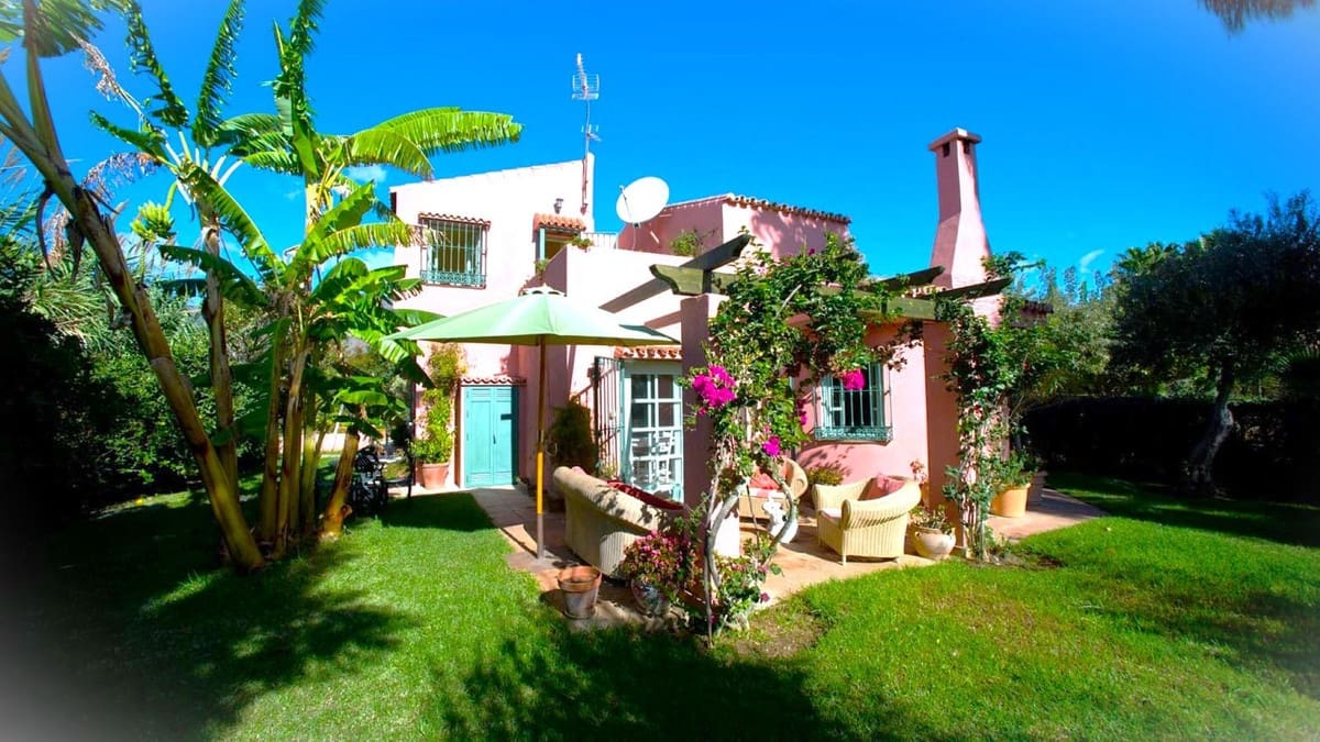 3 soverom Finca/Herregård til salgs i Estepona - € 875 000 (Ref: 9364008)