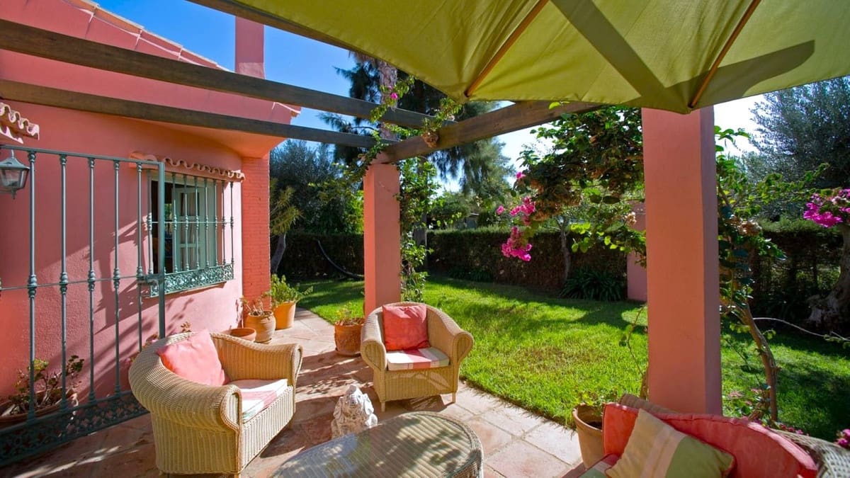 3 soverom Finca/Herregård til salgs i Estepona - € 875 000 (Ref: 9364008)