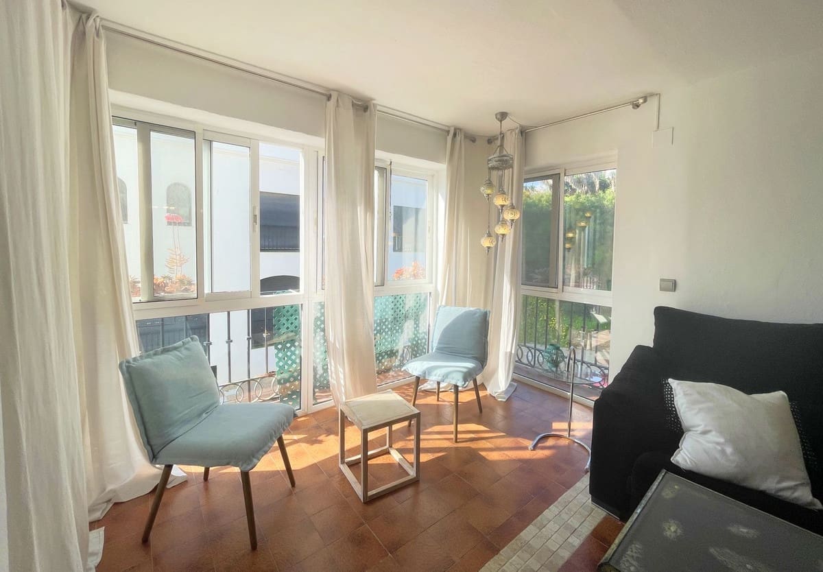 2 makuuhuone Huoneisto myytävänä paikassa La Duquesa / Puerto de la Duquesa - 292 000 € (Ref: 9364009)