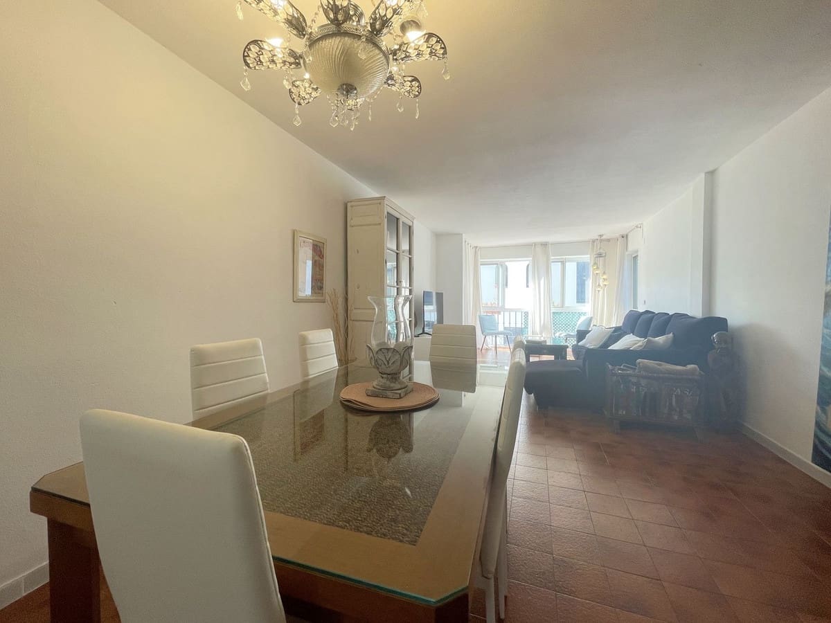 2 makuuhuone Huoneisto myytävänä paikassa La Duquesa / Puerto de la Duquesa - 292 000 € (Ref: 9364009)