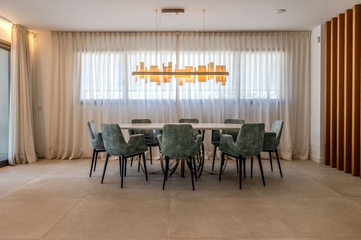 4 sovrum Villa till salu i Puerto Banus - 3 200 000 € (Ref: 9364016)