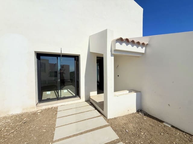 2 soveværelse Semi-Rækkehus til salg i Bahía Dorada, Estepona - € 610.000 (Ref: 9364020)