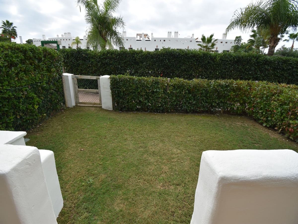 2 quarto Apartamento para venda em Estepona - 365 000 € (Ref: 9364021)