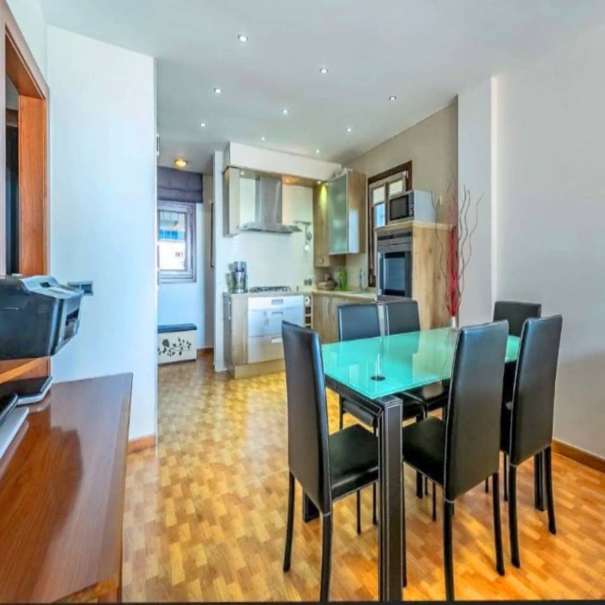 Apartamento de 2 habitaciones en Buenas Noches en venta - 259.000 € (Ref: 9364023)