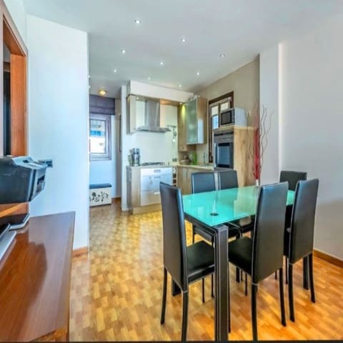 Apartamento de 2 habitaciones en Buenas Noches, Estepona en venta - 259.000 € (Ref: 9364023)