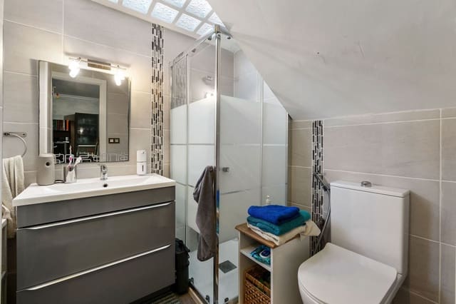 3 slaapkamer Huis te koop in Las Piscinas Naturales, Torrevieja - € 235.000 (Ref: 9364026)