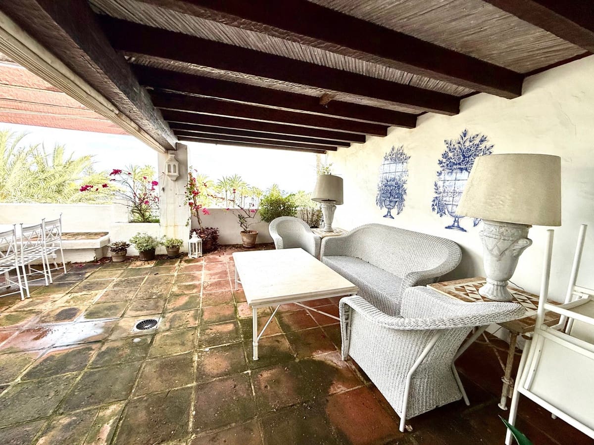 3 sovrum Takvåning till salu i Estepona - 1 600 000 € (Ref: 9364031)