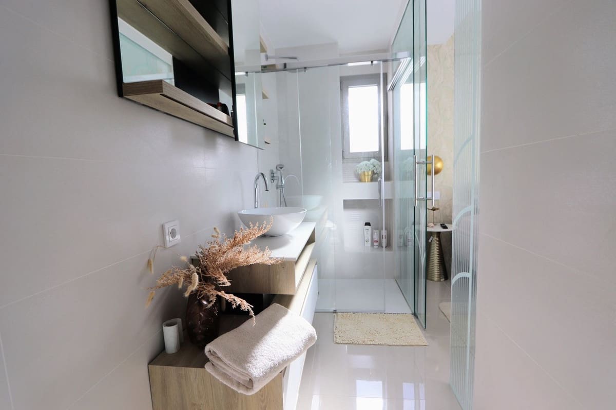 Chalet de 4 habitaciones en Los Alcázares en venta - 650.000 € (Ref: 9364036)