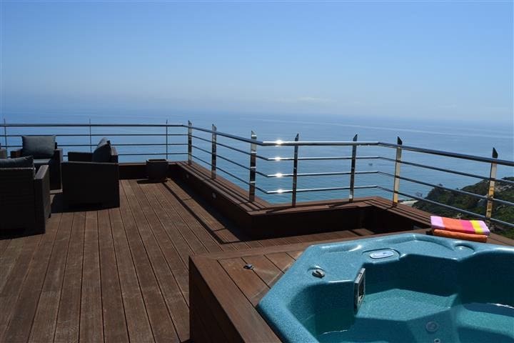 Chalet de 5 habitaciones en La Duquesa / Puerto de la Duquesa en venta - 3.300.000 € (Ref: 9364037)