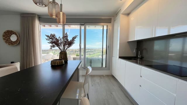 2 chambre Penthouse à vendre à La Concha - Resina Golf, Estepona avec garage - 595 000 € (Ref: 9364038)