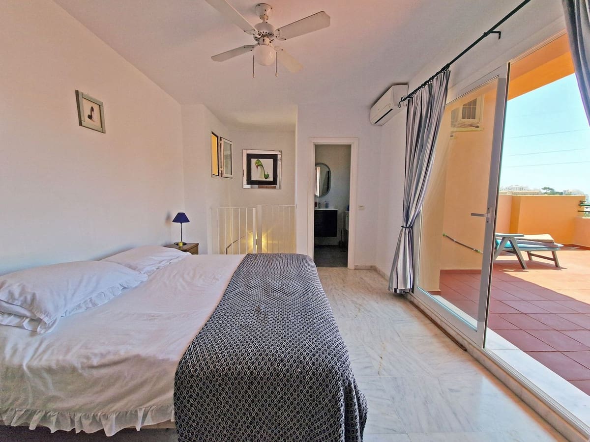 3 soverom Penthouse til salgs i Riviera del Sol med garasje - € 395 000 (Ref: 9364041)