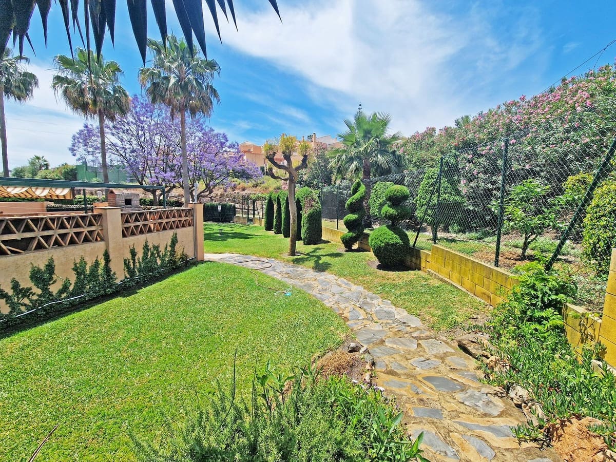 3 soverom Penthouse til salgs i Riviera del Sol med garasje - € 395 000 (Ref: 9364041)