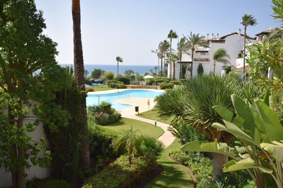 3 quarto Apartamento para venda em Estepona - 1 500 000 € (Ref: 9364043)