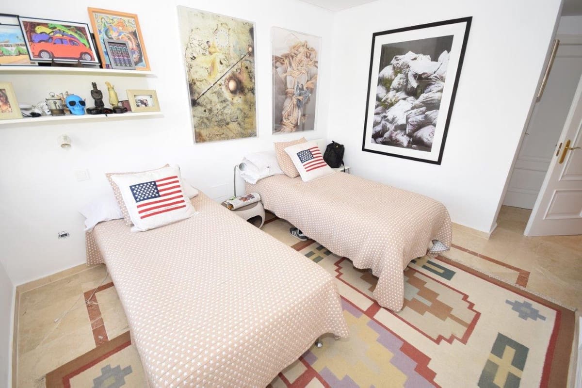 3 quarto Apartamento para venda em Estepona - 1 500 000 € (Ref: 9364043)