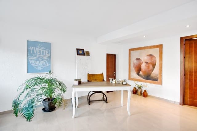 6 sypialnia Willa na sprzedaż w Marbesa, Marbella - 2 200 000 € (Ref: 9364049)