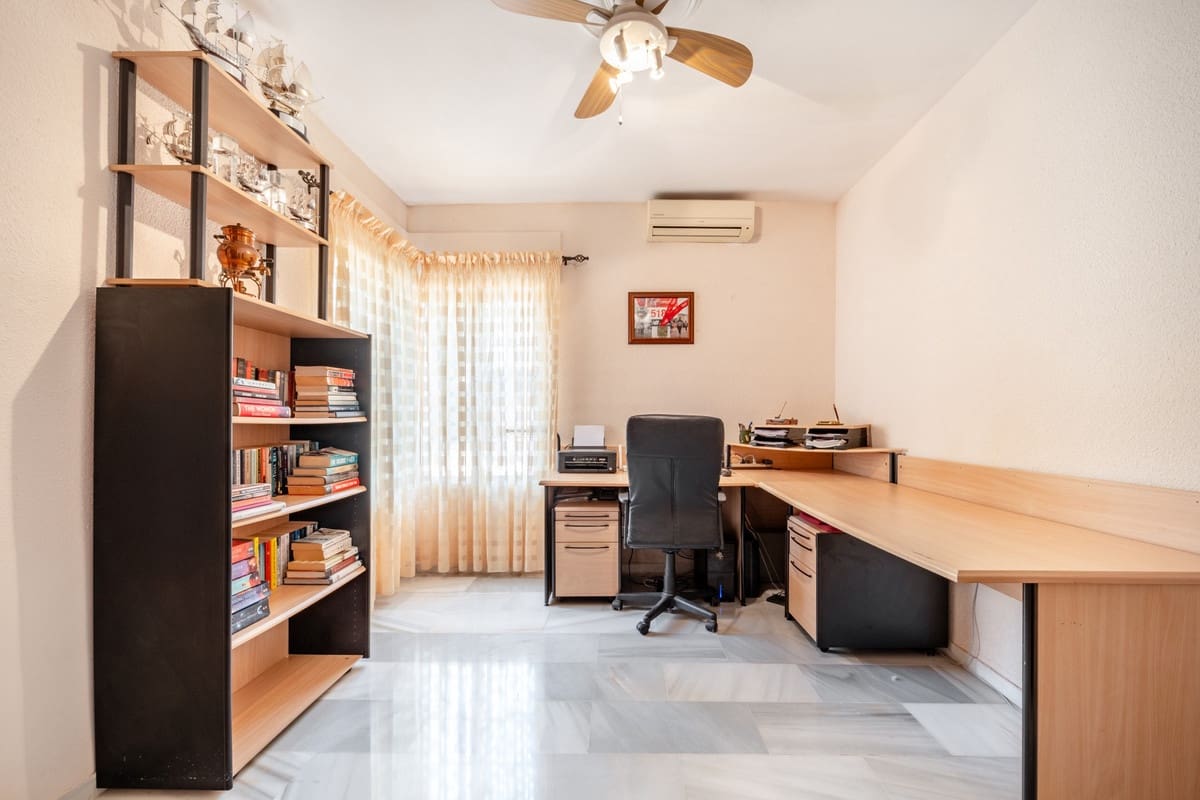 4 slaapkamer Villa te koop in El Rosario - € 1.350.000 (Ref: 9364055)