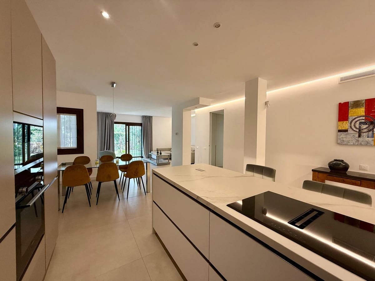 3 quarto Apartamento para venda em Nueva Andalucia - 820 000 € (Ref: 9364059)