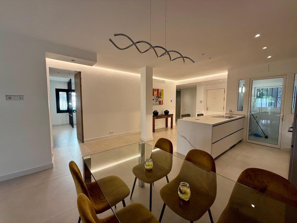 3 quarto Apartamento para venda em Nueva Andalucia - 820 000 € (Ref: 9364059)