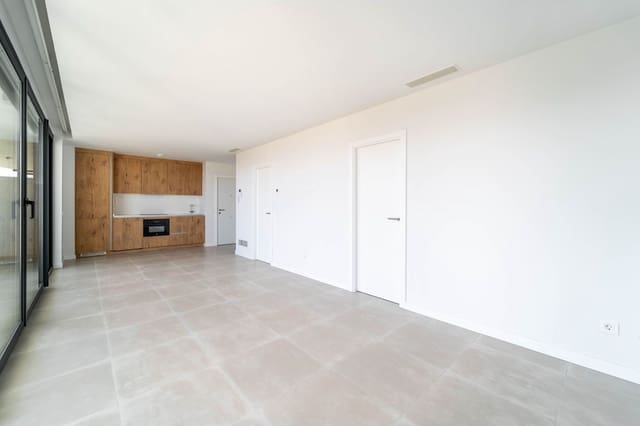 2 soveværelse Lejlighed til salg i Castillo Sohail, Fuengirola - € 449.000 (Ref: 9364060)