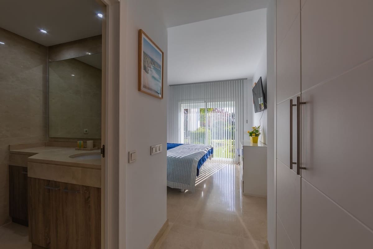 Apartamento de 2 habitaciones en Bahia de Casares en venta - 395.000 € (Ref: 9364061)