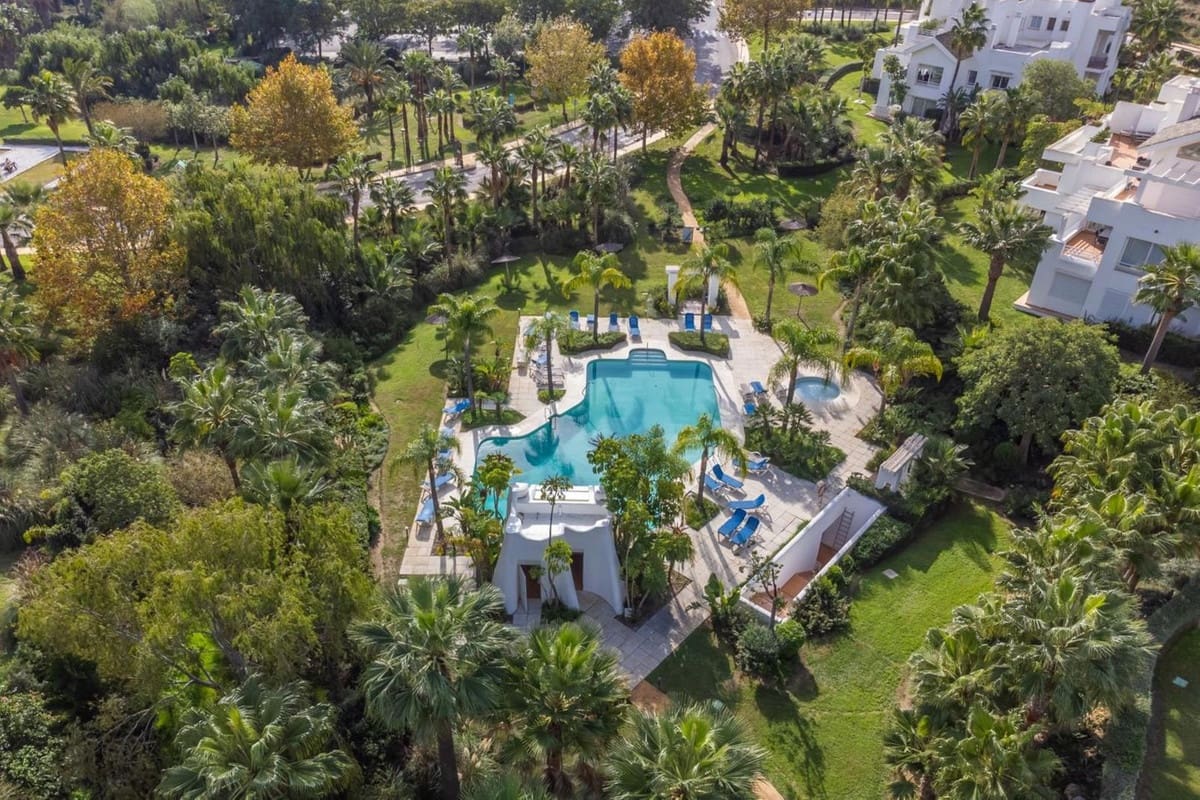 Apartamento de 2 habitaciones en Bahia de Casares en venta - 395.000 € (Ref: 9364061)