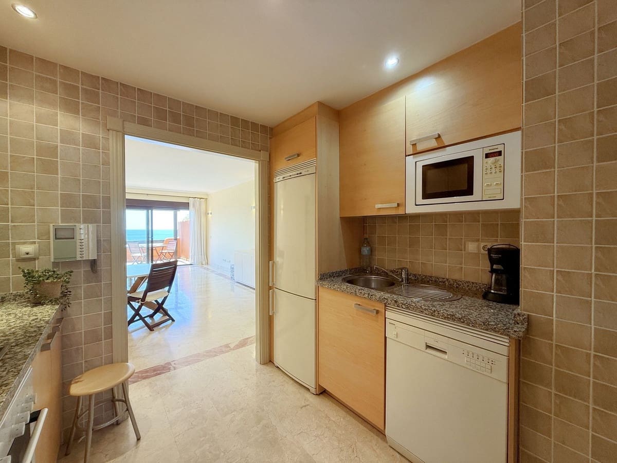 2 quarto Apartamento para venda em Estepona - 397 000 € (Ref: 9364062)
