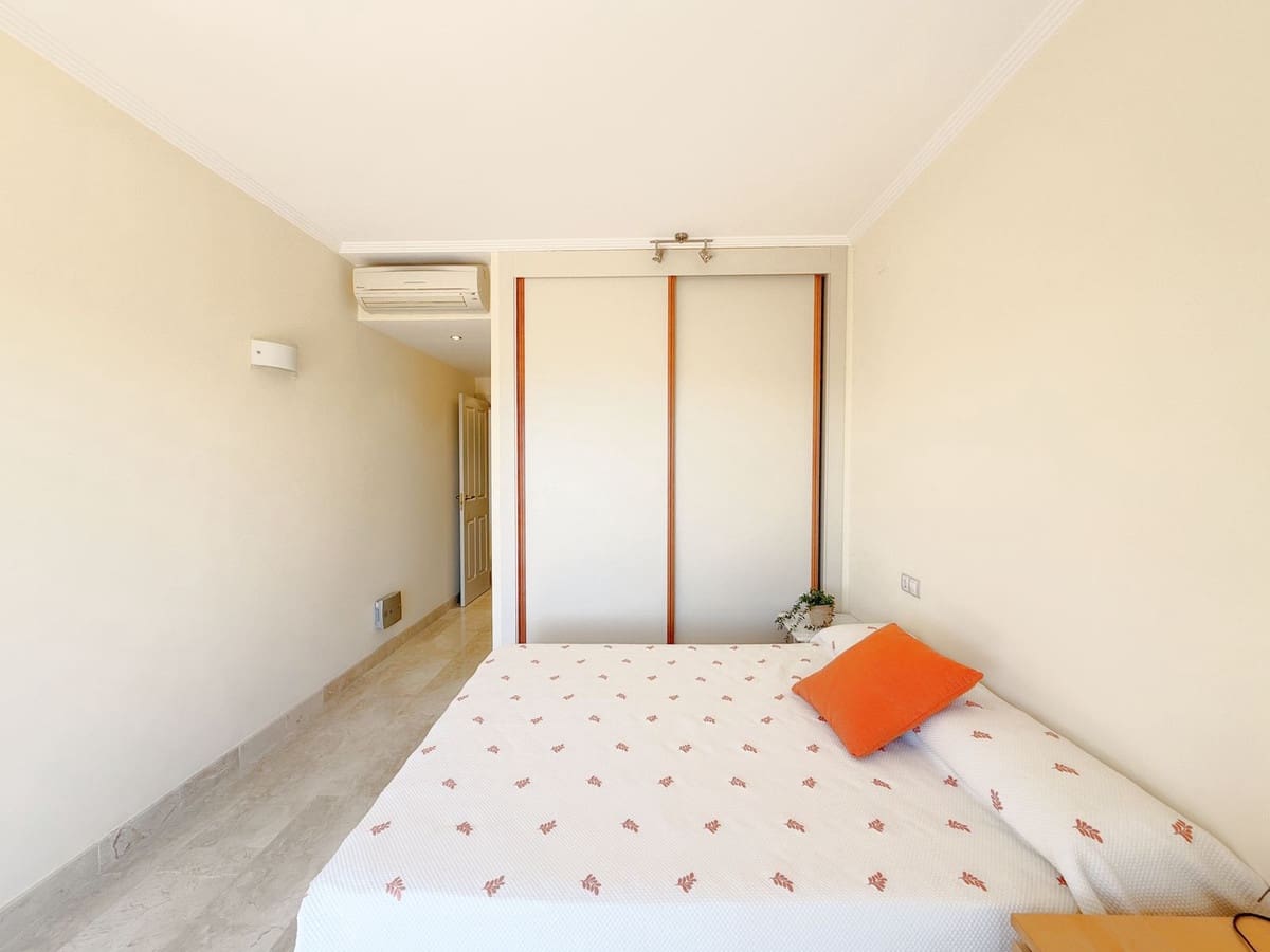 2 quarto Apartamento para venda em Estepona - 397 000 € (Ref: 9364062)