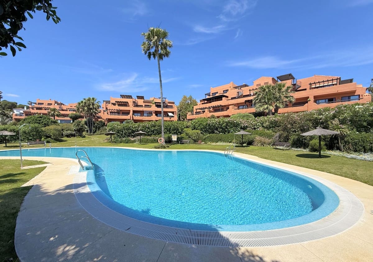 2 quarto Apartamento para venda em Estepona - 397 000 € (Ref: 9364062)