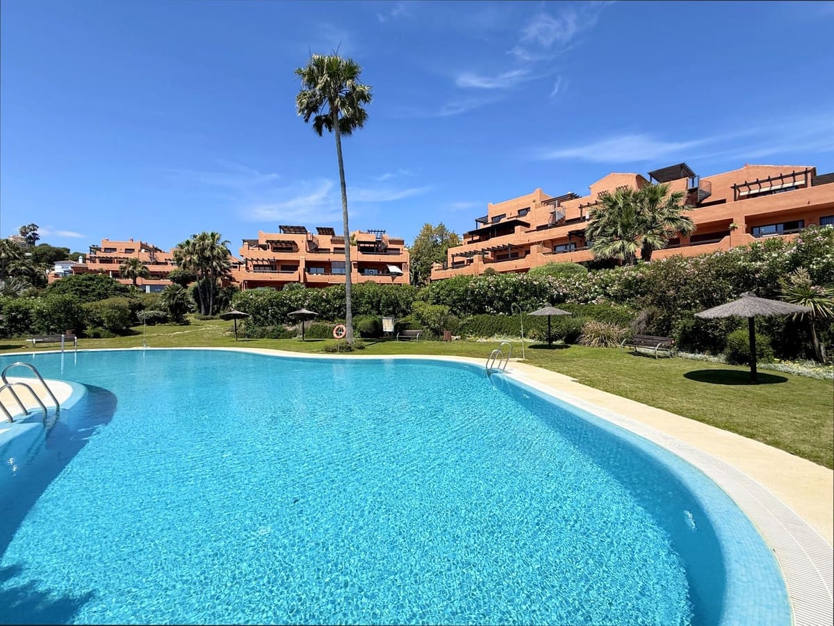 2 quarto Apartamento para venda em Estepona - 397 000 € (Ref: 9364062)