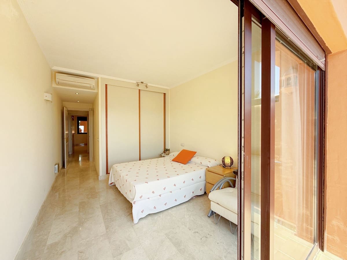 2 quarto Apartamento para venda em Estepona - 397 000 € (Ref: 9364062)