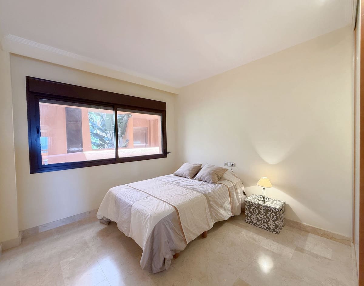 2 quarto Apartamento para venda em Estepona - 397 000 € (Ref: 9364062)