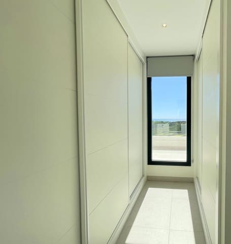 3 quarto Penthouse para venda em Centro, Estepona - 755 000 € (Ref: 9364068)