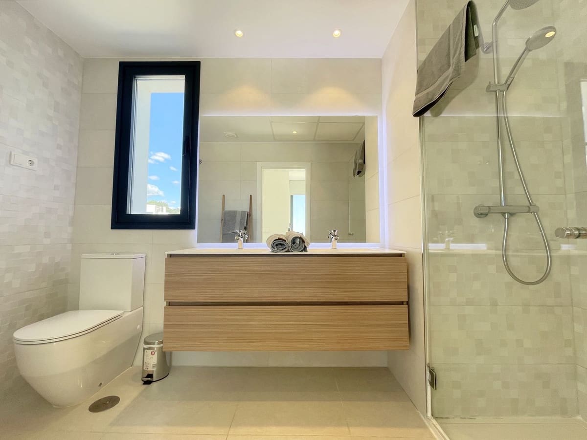 3 quarto Penthouse para venda em Estepona - 755 000 € (Ref: 9364068)