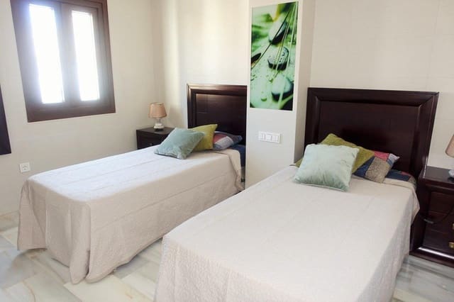 2 quarto Apartamento para venda em Puerto Banus, Marbella - 505 000 € (Ref: 9364069)