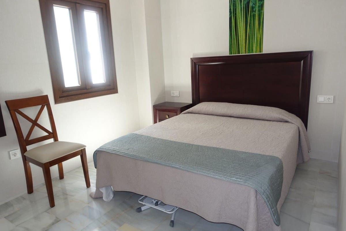 2 quarto Apartamento para venda em Puerto Banus - 505 000 € (Ref: 9364069)