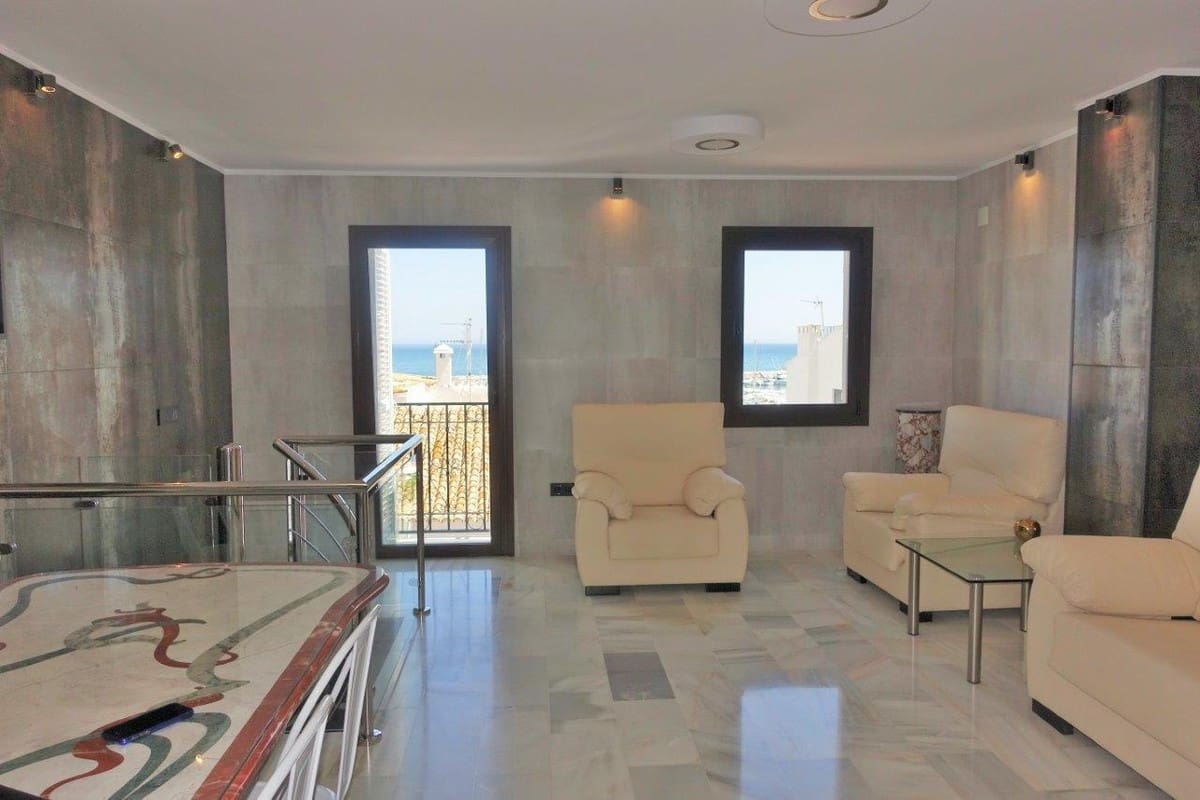 2 quarto Apartamento para venda em Puerto Banus - 505 000 € (Ref: 9364069)