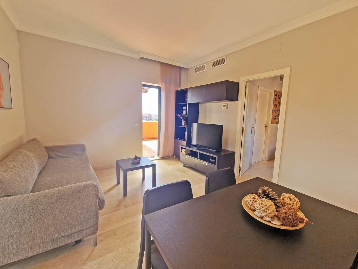 Ático de 1 habitación en Elviria en venta - 299.000 € (Ref: 9364072)