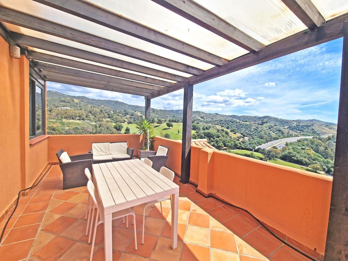 1 bedroom Penthouse for sale in Elviria with garage - € 299,000 (Ref: 9364072)
