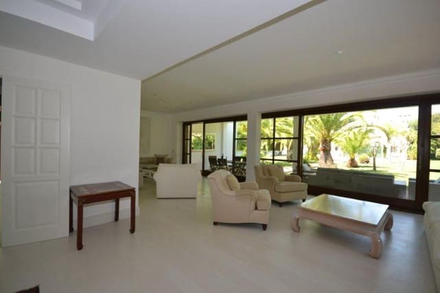 6 bedroom Villa for sale in Guadalmina Baja, Marbella - € 4,900,000 (Ref: 9364074)