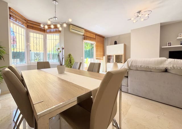 3 soverom Hus til salgs i Parque Central, Estepona - € 540 000 (Ref: 9364075)