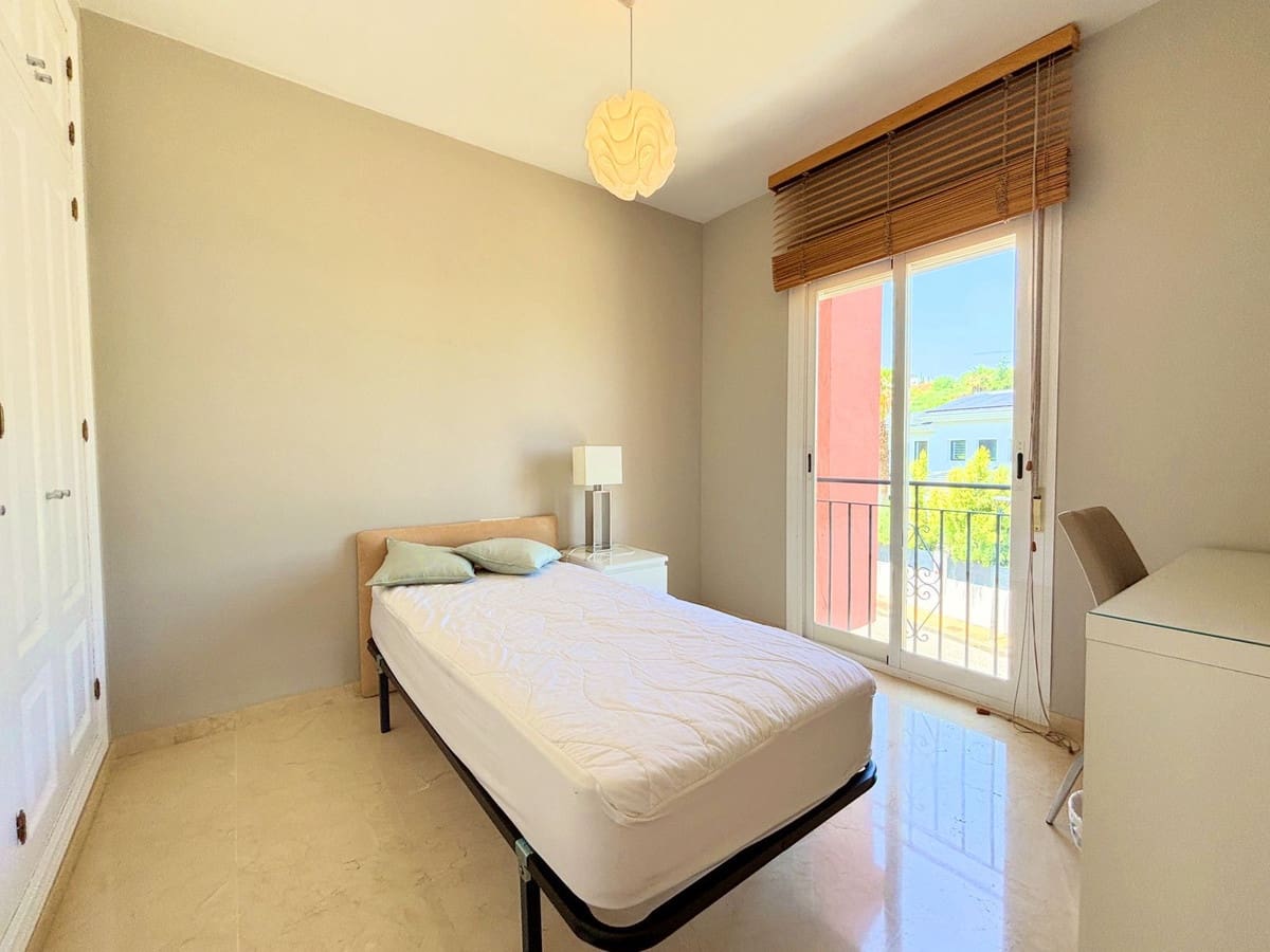 3 chambre Maison de Ville à vendre à Estepona - 540 000 € (Ref: 9364075)