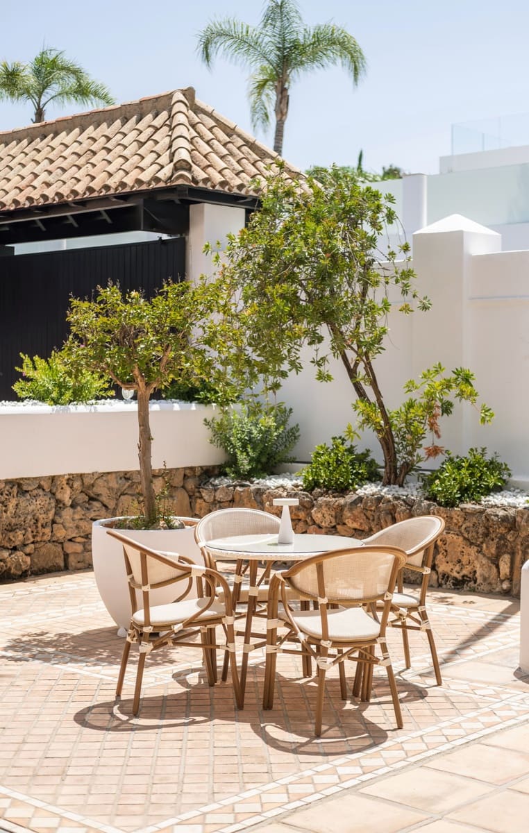 7 bedroom Villa for sale in Aloha Golf - € 4,995,000 (Ref: 9364078)